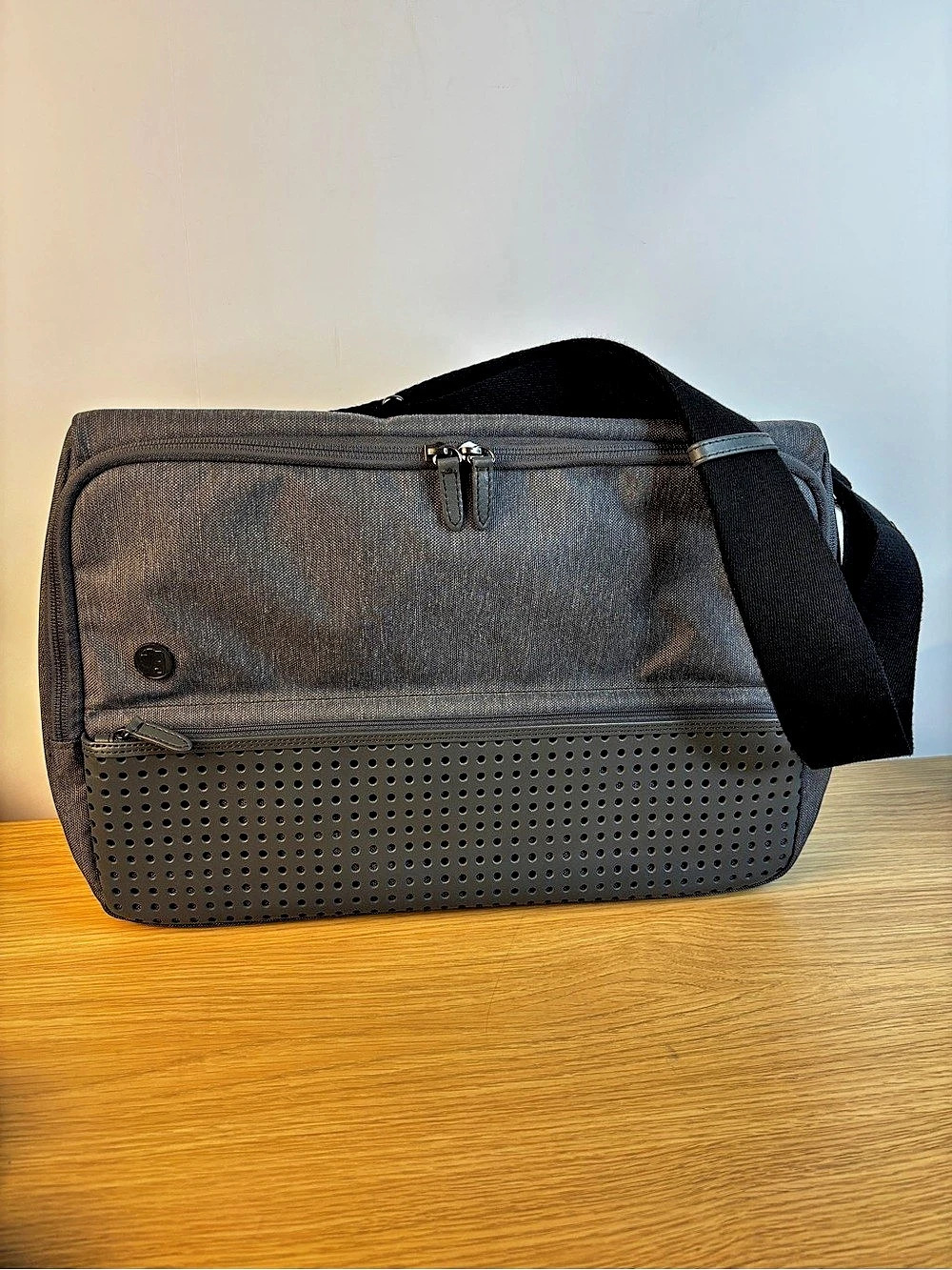 The Evernote × abrAsus Triangle Commuter Bag LIKE NEW!